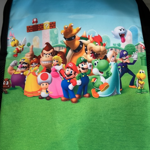 NWT Mario Brothers & Friends back pack mesh side pockets Zipper - Picture 3 of 10
